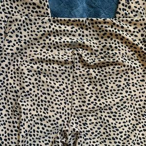 Forever 21 active cheetah print leggings
